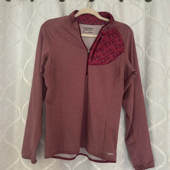 Patagonia Tops - Patagonia | Quarter Zip Pullover (E-26)